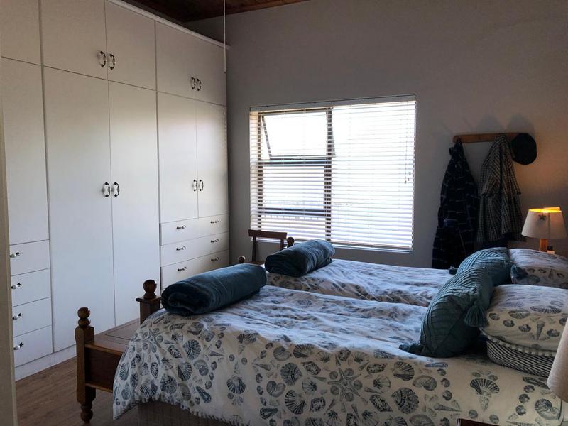 5 Bedroom Property for Sale in Franskraal Western Cape